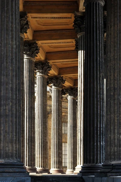 Corinthian colonnade — Stock Photo, Image
