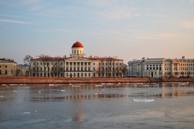 St. Petersburg in the evening clipart