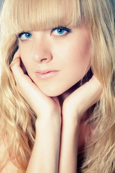 Portrait of young lady — Stock Photo, Image