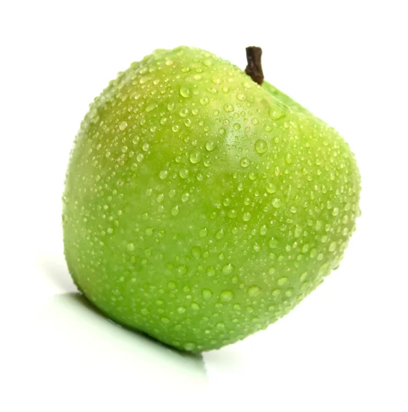 Dojrzałe soczyste jabłko na biały — Zdjęcie stockowe