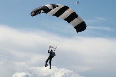 Parachutist clipart