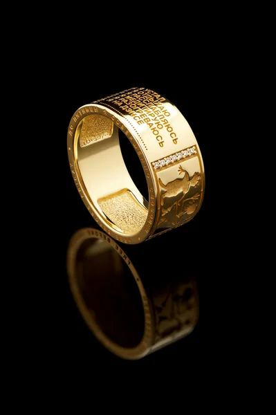 Club gold ring — Stockfoto