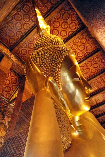 Socha Buddhy v Bangkoku chrámu, thail — Stock fotografie
