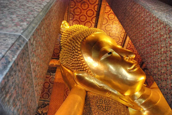 Buddha Statue i Bangkok-templet, Thail - Stock-foto
