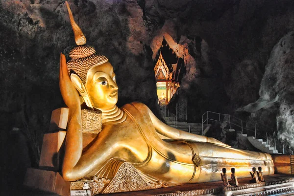 泰国洞穴、 清迈途经，8 月 2007 年 — 图库照片