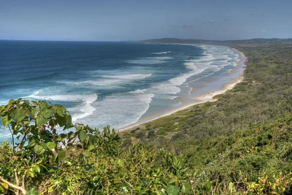 Vlny v byron bay pobřeží, Austrálie, 200 — Stock fotografie
