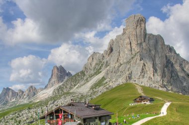 Dolomites dağlar, İtalya, yaz 2009