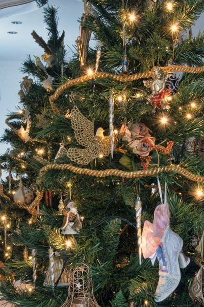 Рождественские украшения, Тоскана, Италия — стоковое фото
