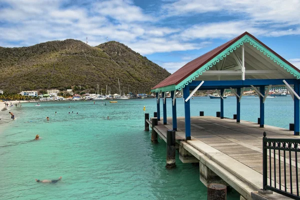 Costa em Saint Maarten Island, Antilhas — Fotografia de Stock