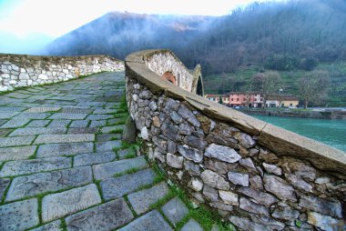 Ponte del diavolo, lucca, İtalya