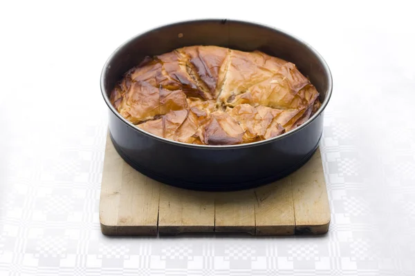 Filo pie in baking pan — Stock Photo, Image