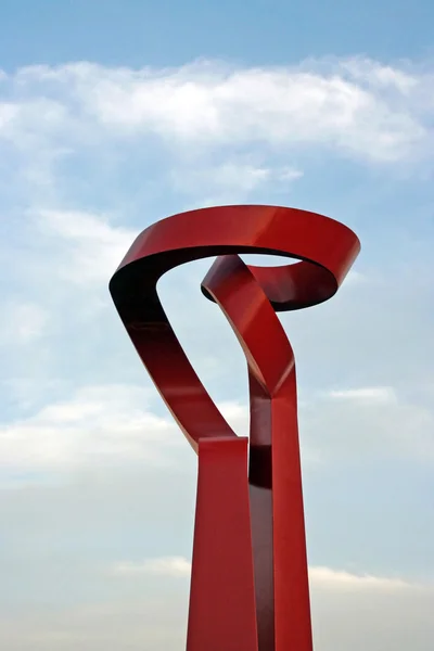 Torch of Friendship Sculpture — Stock Photo, Image
