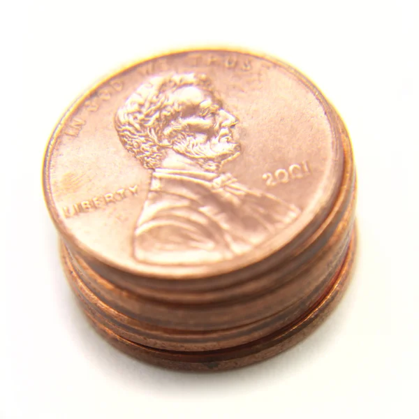 Centesimi americani isolati su bianco - penny — Foto Stock