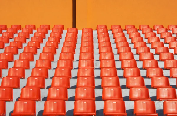 Τα καθίσματα γήπεδο κόκκινο — Φωτογραφία Αρχείου