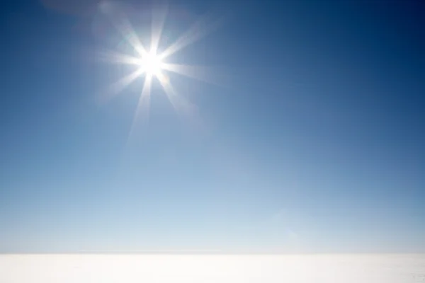 Сонячне світло Синє небо — стокове фото