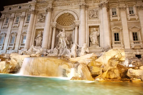 Fontaine de Trevi - Rome — Photo