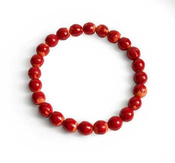 Perlas de madera rojas viejas — Foto de Stock