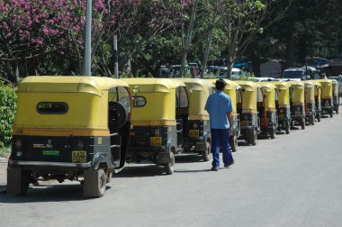 Auto Rickshaw Taxi clipart