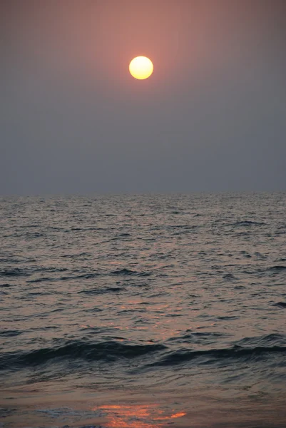 Západ slunce na goa beach — Stock fotografie