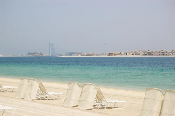 Пляж отеля "Пальм" в Дубае — стоковое фото