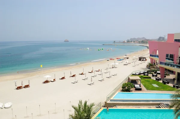 고급 호텔, 두바이, 아랍 에미리트의 해변 — 스톡 사진