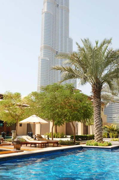 Плавальний басейн готелю розкоші в Дубаї — стокове фото