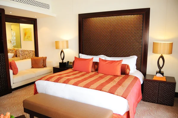 Apartamento em hotel de luxo Dubai, Emirados Árabes Unidos — Fotografia de Stock