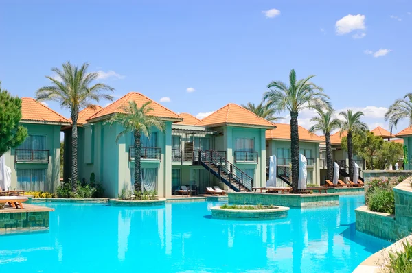 Swimming pool at VIP villas, Antalya — Stock Photo, Image