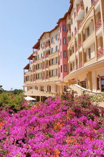 Hotel zewnątrz, antalya, Turcja — Zdjęcie stockowe
