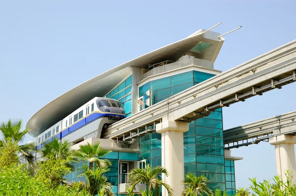 The Palm Jumeirah monorail station — Stock Photo, Image