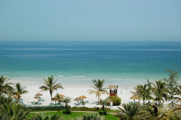 Beach of luxury hotel, Ajman, UAE — Stock Photo, Image