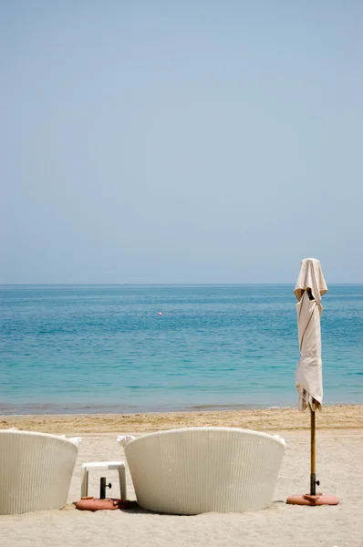 Пляж роскошного отеля, Фуджейра, ОАЭ — стоковое фото