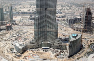 Construction of Burj Dubai(Burj Khalifa) clipart