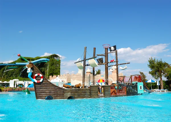 Beliebter Aquapark im türkischen Hotel — Stockfoto