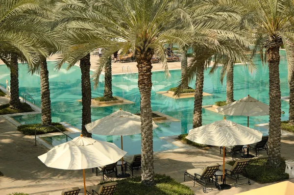 Swimming pool recreation area of luxury hotel, D — Stock Photo, Image