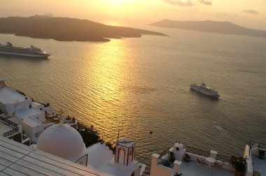 Sunset bulvarında bir Yunan Adası santorini