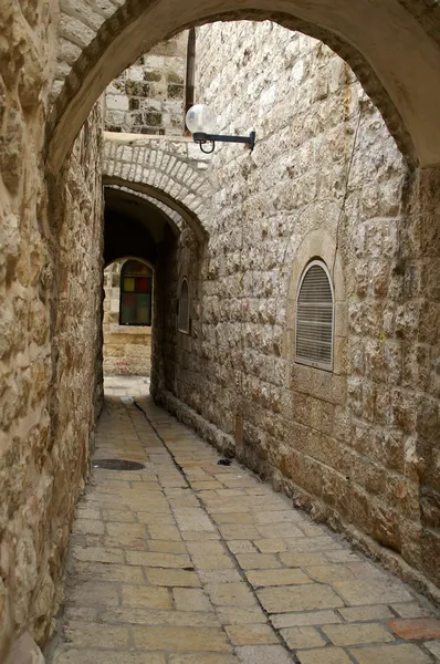 Una calle en el viejo jerusalem de la ciudad —  Fotos de Stock