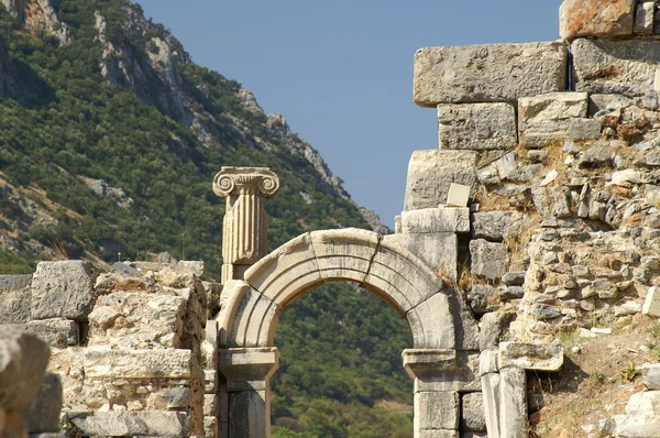 Antiche rovine a Efeso — Foto Stock