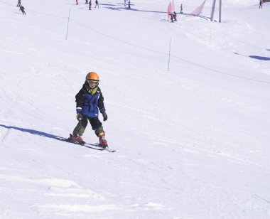 Çocuk kayak tatili Alpes