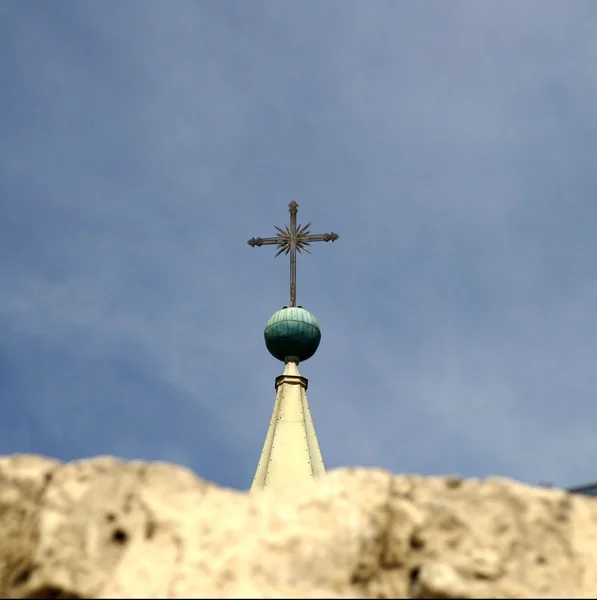 Beyaz Şehir arekipa bir kilisede — Stok fotoğraf