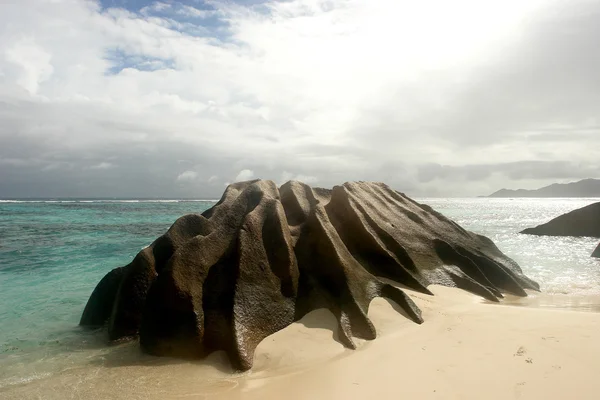 Plaj Seyşel Adaları. ada la digue. — Stok fotoğraf