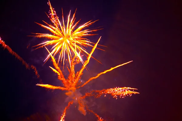 Hermosos fuegos artificiales-2 — Foto de Stock