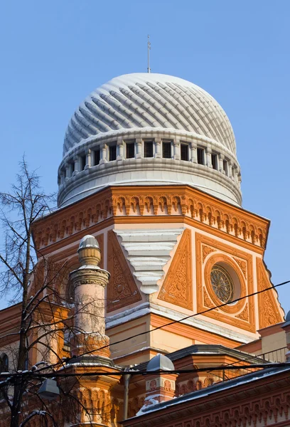 Tornet av stora choral synagogan — Stockfoto