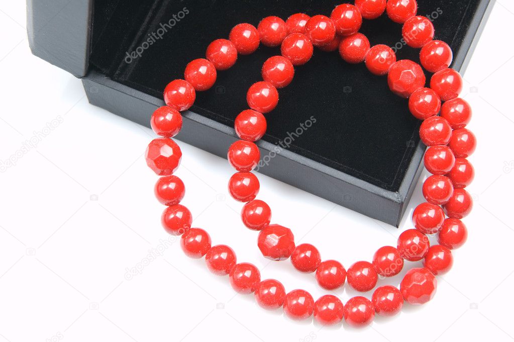 Red coral beads