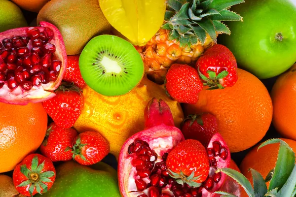 Egy csomó gyümölcsök — Stock Fotó