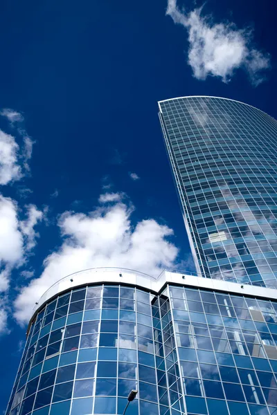 Edificios corporativos en perspectiva — Foto de Stock