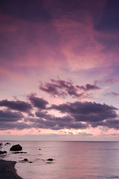 Havet soluppgång med vackra moln — Stockfoto