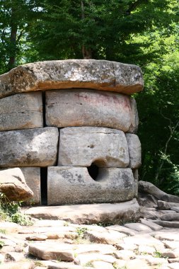 Dolmen gizemli antik yapılar