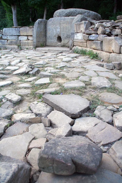 Dolmen gizemli antik yapılar