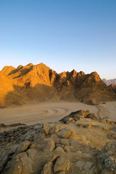 Egípcio deserto rochoso — Fotografia de Stock